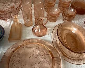 Federal Glass Depression Cabbage Rose pattern, 1929-1939