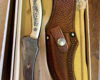 Schrade Scrimshaw knife
