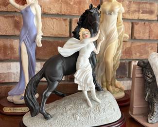 Guiseppe Armani figurines