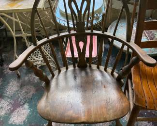 Original 19th century Windsor chair