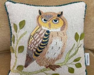 181 India Owl Embroidery Decorative Pillowmin
