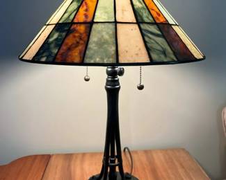 181 Quoizel Art Deco Slag Glass Table Lampmin