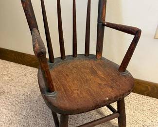 181 Primitive Childrens Armchairmin