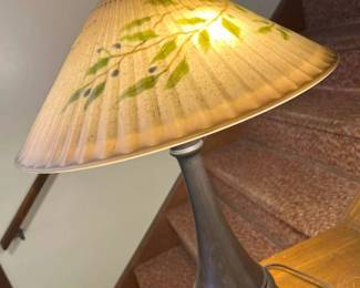 181 Quoizel HandPainted Table Lampmin