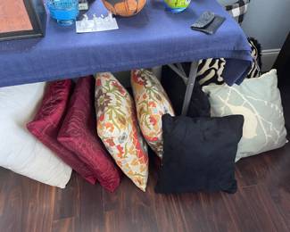 Lots of decorative pillows