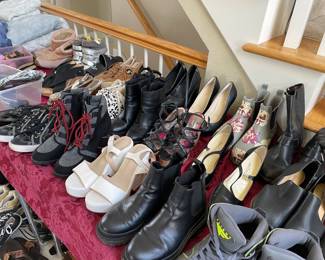 Lots of women’s and men’s shoes. Fancy dress shoes to keds tennis shoes.