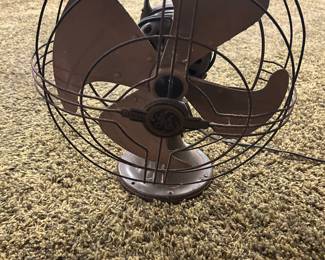 Vintage Fan - works well!