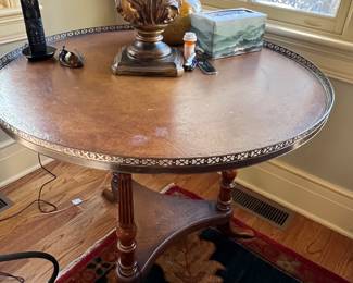 32. Theodore Alexander Accent Table w/ Embossed Leather Top & Metal Apron (36" x 30") (as is)