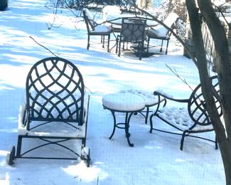 49. Chaise w/ Side Table w/ Cushion