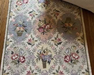 89. Floral Rug (3'6" x 5'6") (as is)