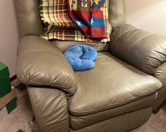 Reclining arm chairs