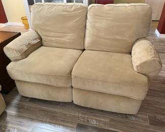 Reclining Loveseat