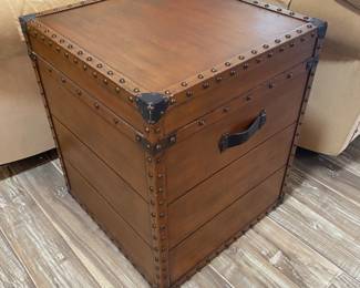 Storage End Tables (2)