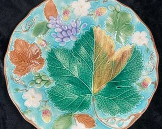 Wedgewood Majolica Grape And Strawberry Plate