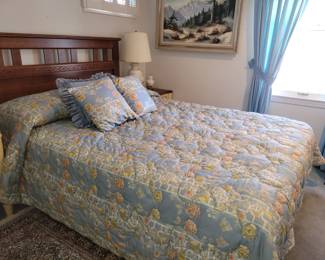 Full size bed