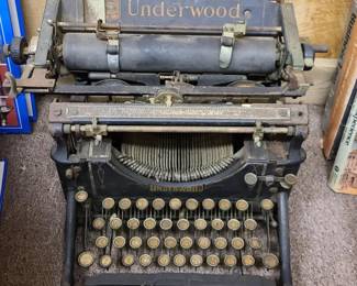 old Underwood typewriter