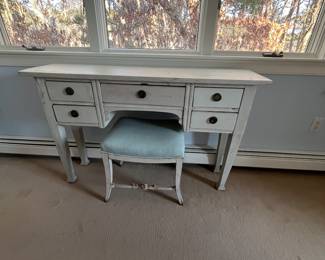 Antique Distress Painted Vanity Table