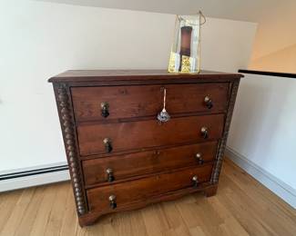 Antique Pine 4 Drawer Dresser