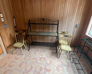 Bakers Rack. 4 Antique Thumback chairs