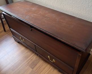 LANE CEDAR CHEST