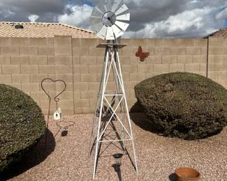 OUTDOOR YARD DECOR - WINDMILL