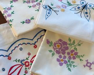 VINTAGE PILLOWCASE SETS