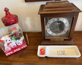 VALENTINE DECOR, SETH THOMAS CLOCK