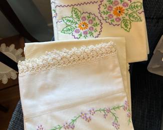 VINTAGE PILLOWCASES