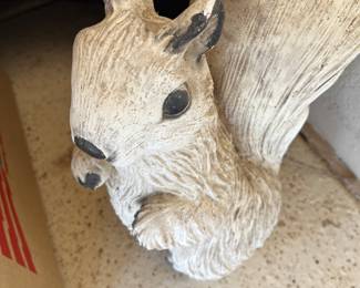 YARD DECOR
