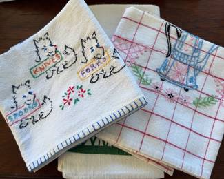 VINTAGE DISHTOWELS