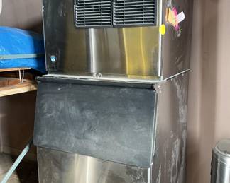 Lot 28 | Hoshizaki Ice Machine Commercial
