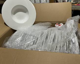 Lot 15 | (28) Dudson China Large Deep UFO Bowl Plate