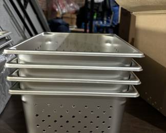 Lot 58 | NEW Steamer Basket Chaffers (4)
