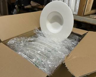 
Lot 11 | (17) Dudson China Large Deep UFO Bowl Plate