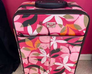 Another Roxy suit case