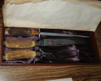 Carving set