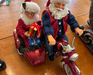 CHRISTMAS DECOR