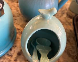 KITCHENWARE