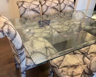 GLASS DINING TABLE W/CHAIRS