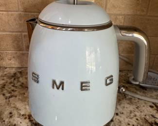 SMEG TEA KETTLE
