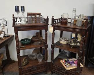 Antique Mahogany "Whatnot' shelf 1880-1890
18" deep, 24" wide, 48" tall