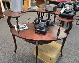 Antique Lamp Table
33" x 20", 27" tall