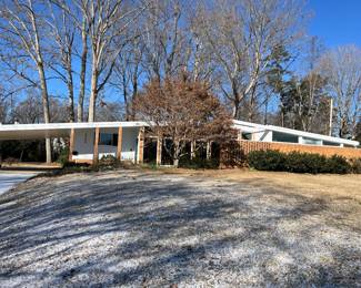 Please bring help to remove large items .