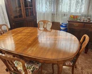 Table chairs