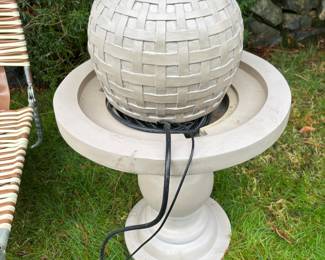 Water Fountain with Sphere Top
