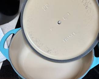 Le Creuset Light Blue Dutch Oven #22