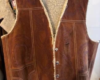 Western Style Suede Leather Vest – Size Medium