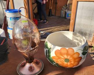 Pots and bird feeded