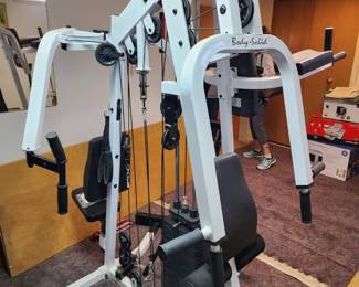 Body Solid EXM-2500F workout machine
