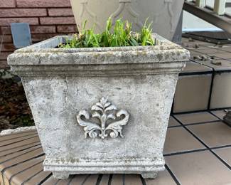 Outdoor Planters 